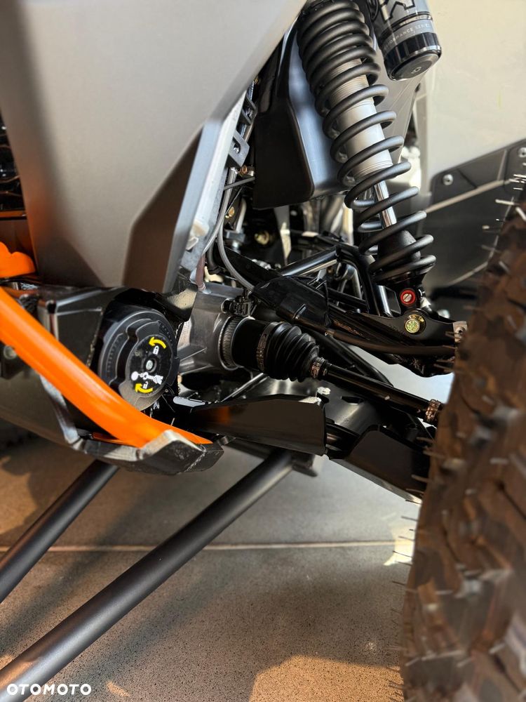 Can-Am Renegade - 10
