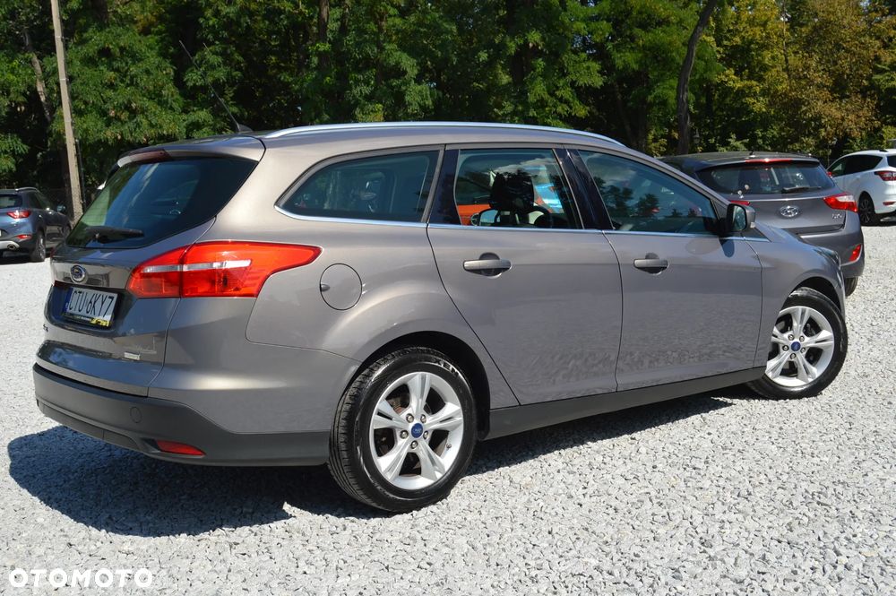 Ford Focus - 21