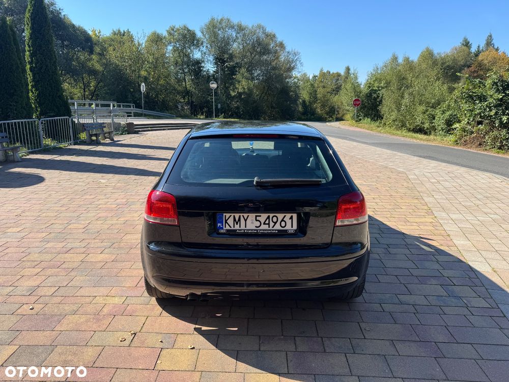 Audi A3 1.9 TDI Ambiente - 8