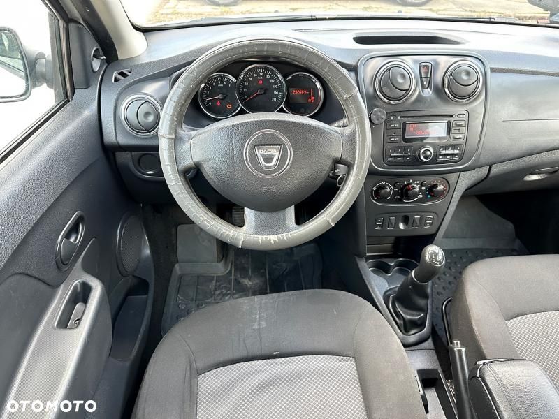 Dacia Sandero - 9