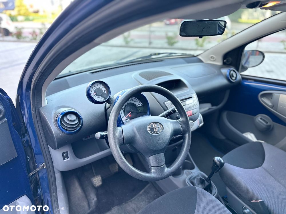 Toyota Aygo - 15