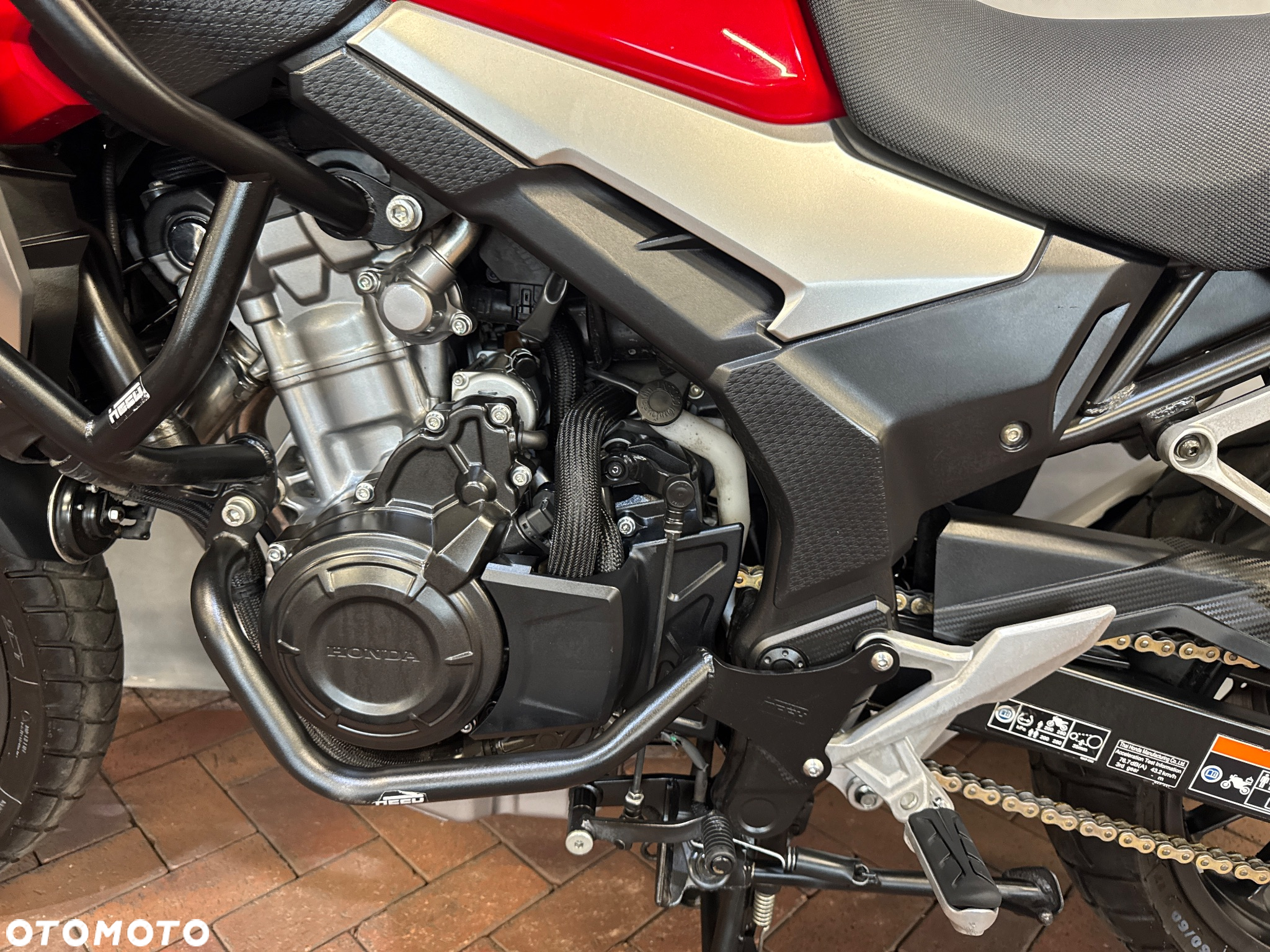 Honda CB - 23