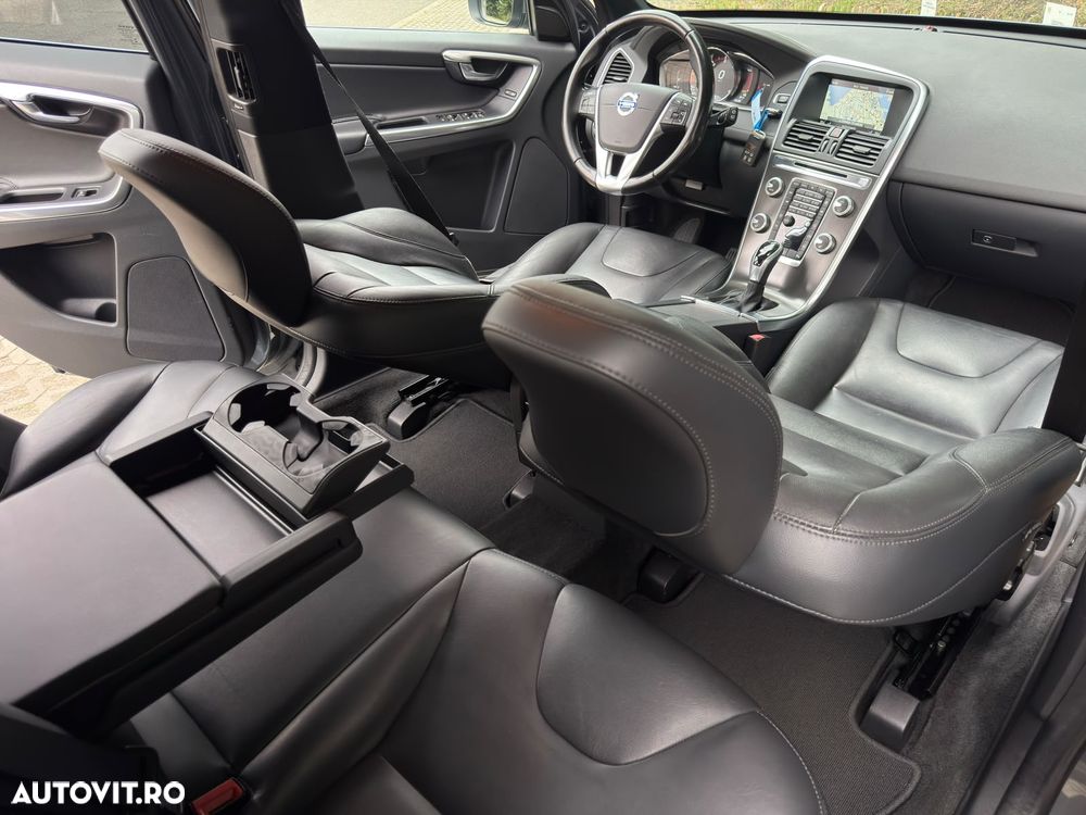 Volvo XC 60 D4 Geartronic Summum - 8