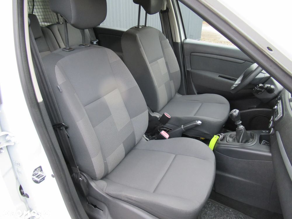Renault Scenic 1.6 16V 110 TomTom Edition - 19