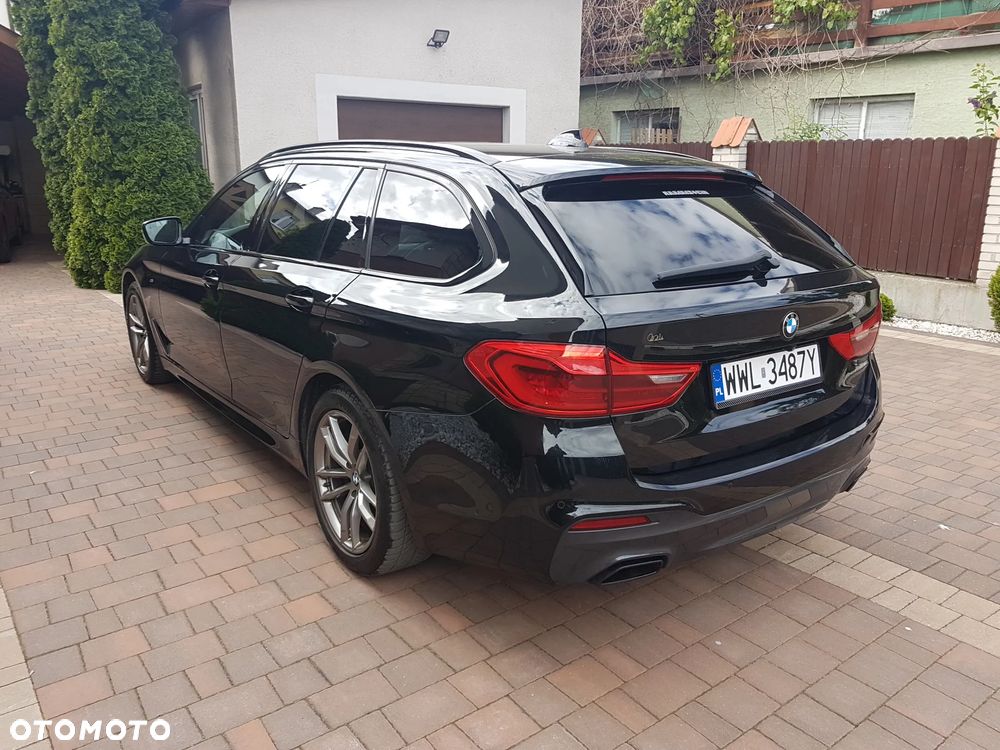BMW Seria 5 520d M Sport - 4