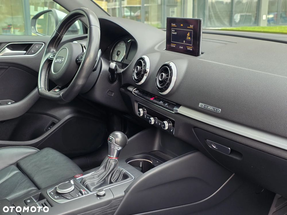 Audi S3 2.0 TFSI Quattro S tronic - 33