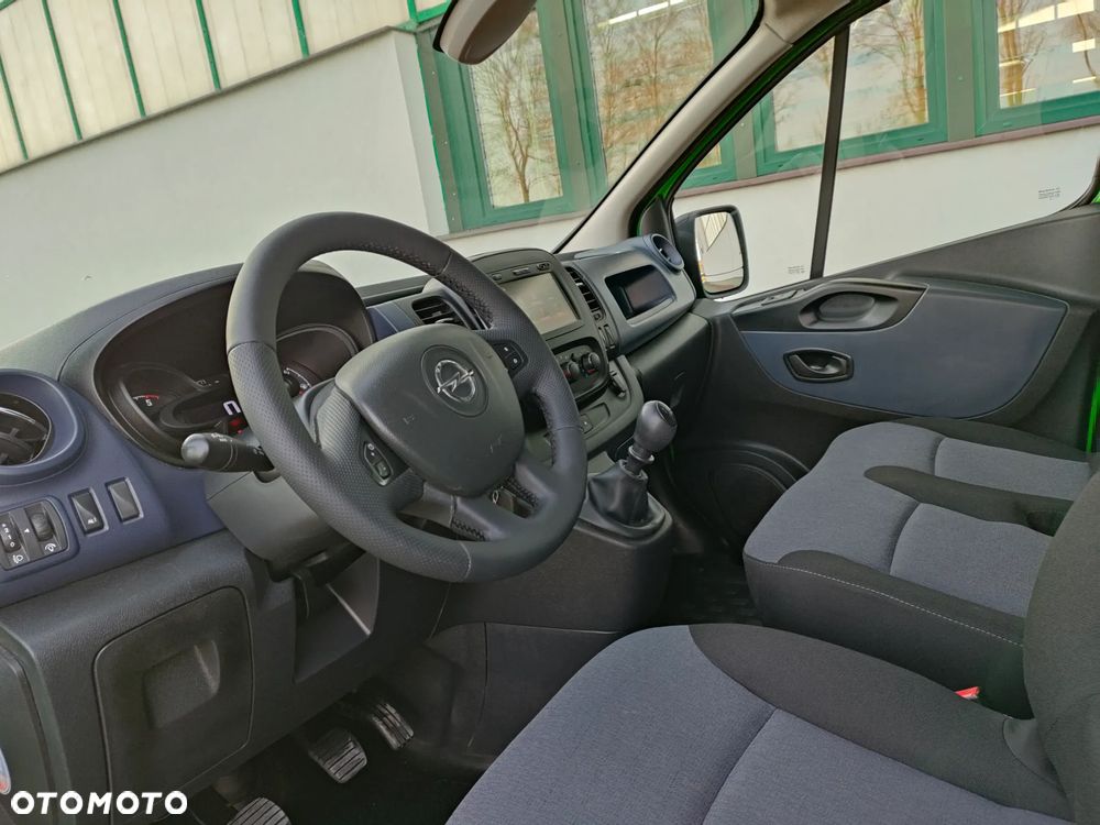 Opel Vivaro brygadówka long - 13