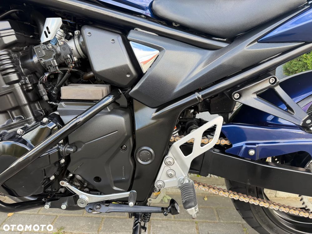 Suzuki Bandit - 32