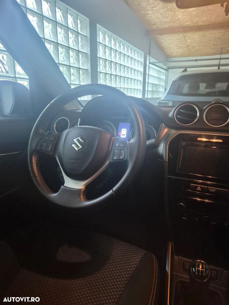 Suzuki Vitara 1.0 ALLGRIP Passion - 7