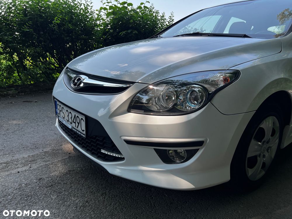 Hyundai i30 1.4 Base - 17