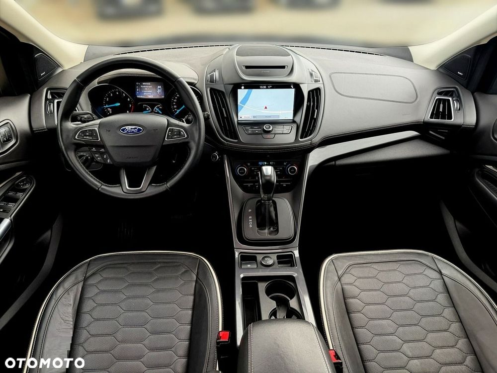 Ford Kuga - 22