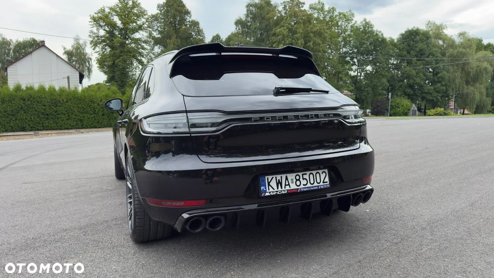 Porsche Macan Turbo - 11