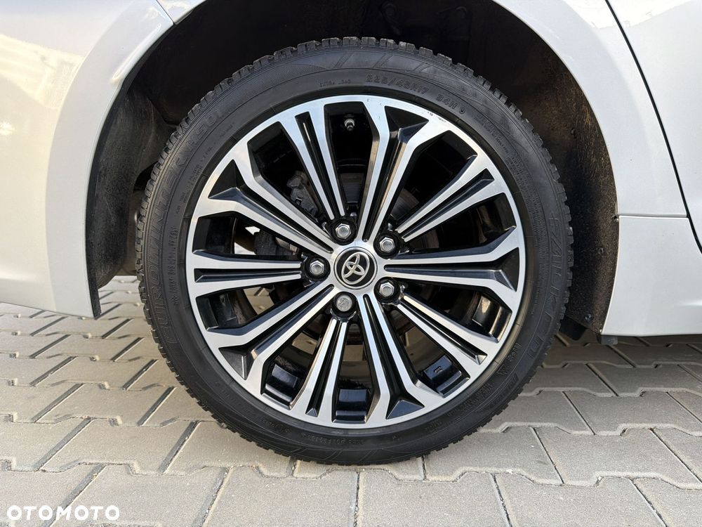 Toyota Corolla 1.8 Hybrid Comfort - 25