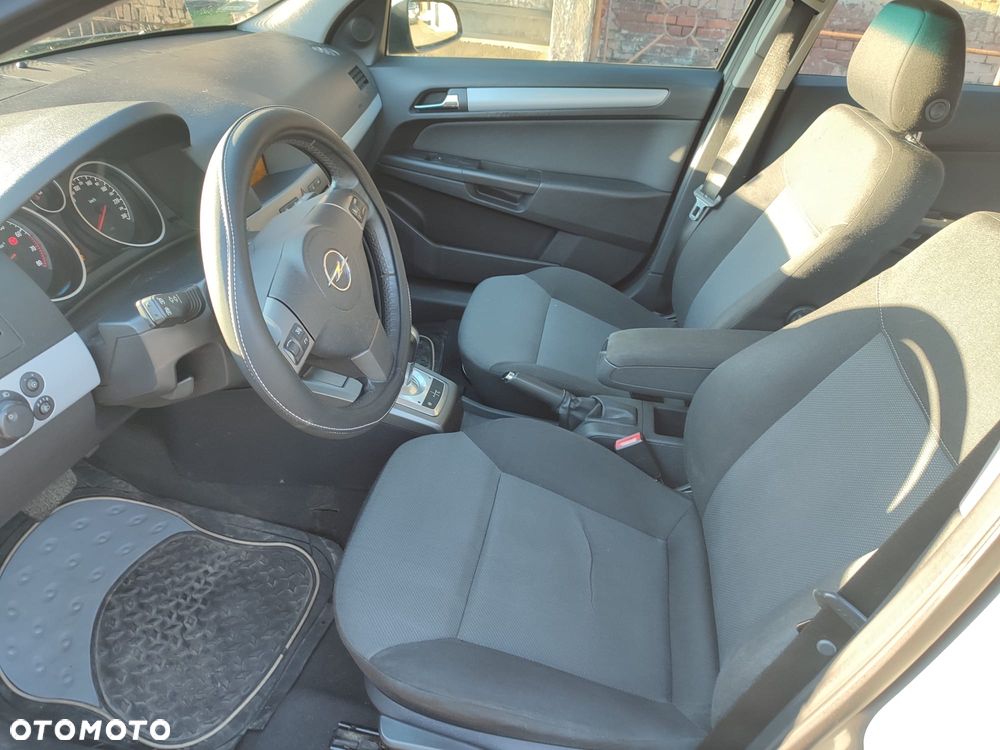 Opel Astra - 4