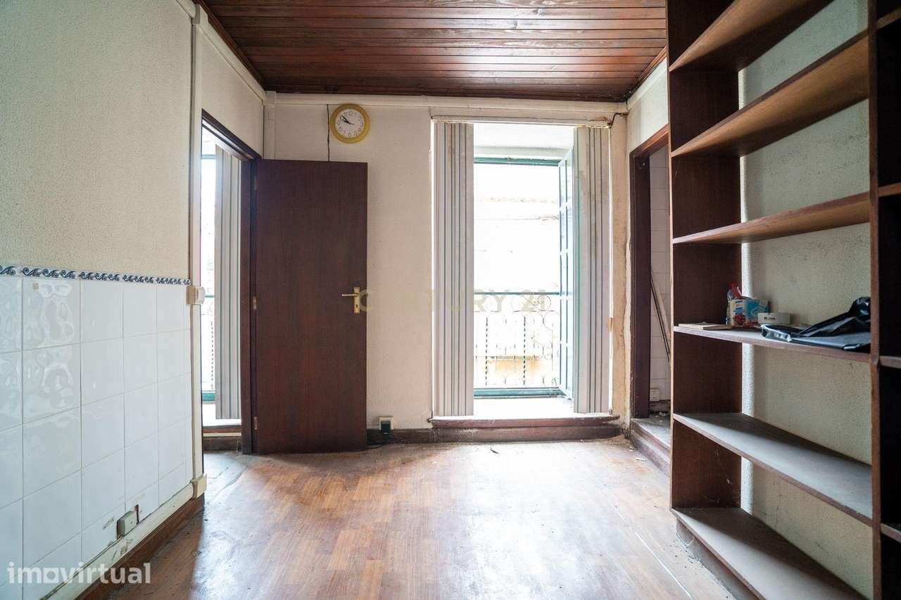 Prédio na Baixa de Setúbal – Excelente Oportunidade de Investimento ou - Grande imagem: 3/41