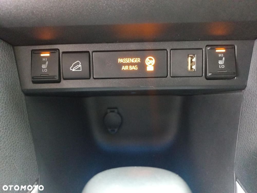 Toyota Yaris Cross Hybrid 1.5 Comfort 4x4 - 23