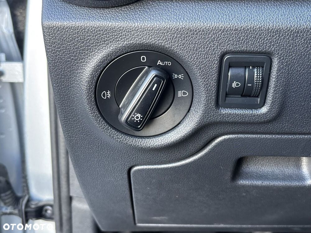 Skoda Fabia 1.0 TSI Ambition - 27