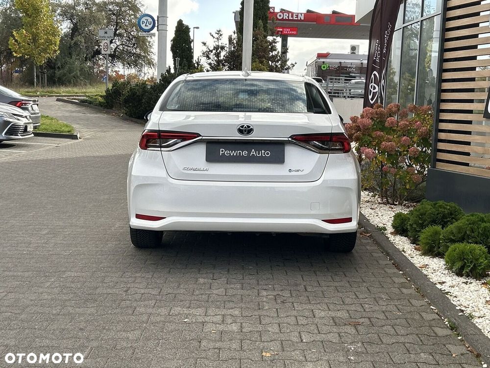 Toyota Corolla 1.8 Hybrid Comfort - 4