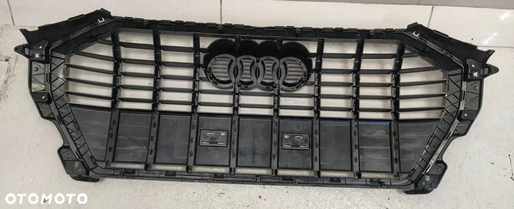 AUDI Q3 83A GRILL ATRAPA CHŁODNICY ZNACZEK NOWY ORYGINAŁ - 25