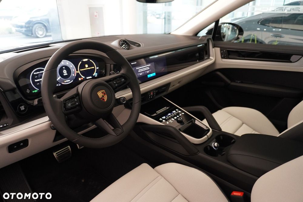 Porsche Cayenne - 19
