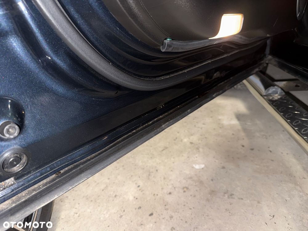 Suzuki Grand Vitara 2.4 Premium - 32