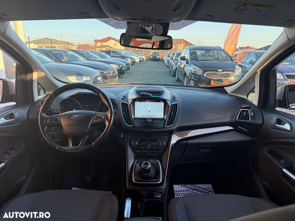 Ford Grand C-Max - 14