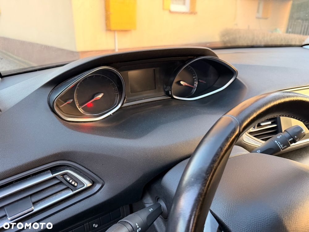 Peugeot 308 BlueHDi FAP 120 Stop & Start Allure - 7