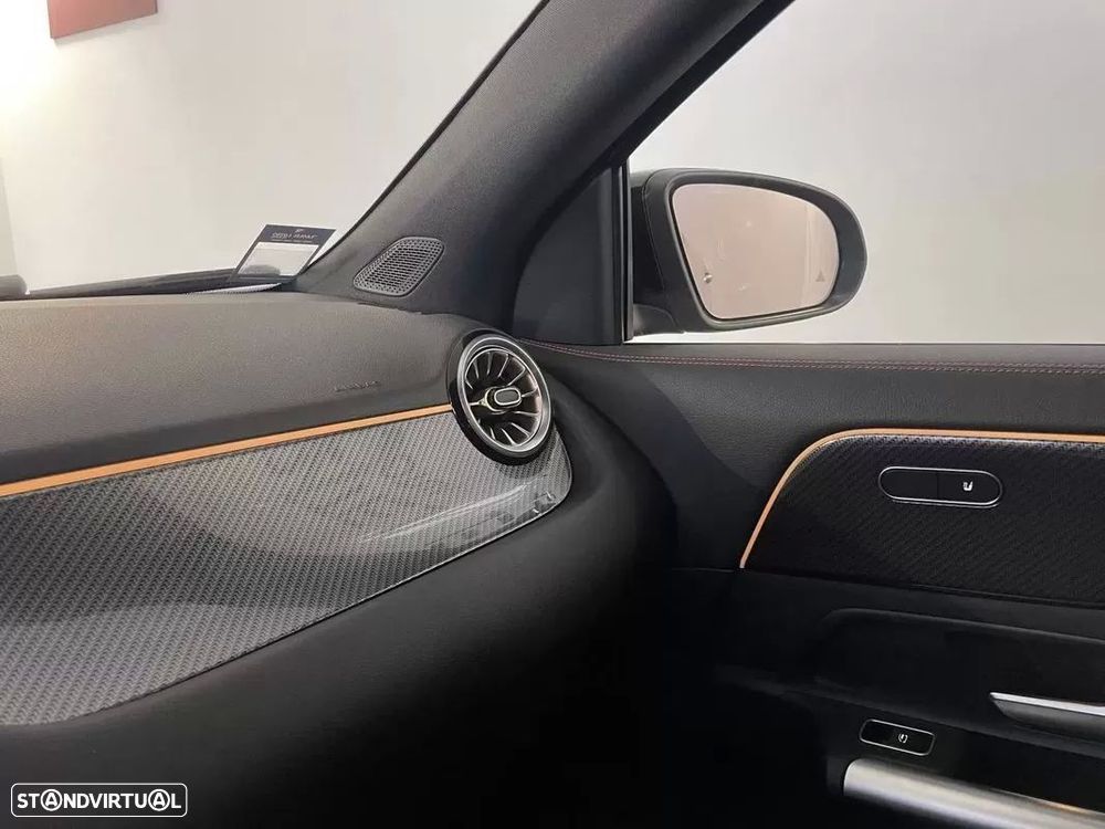 Mercedes-Benz GLA 250 e AMG Line - 44