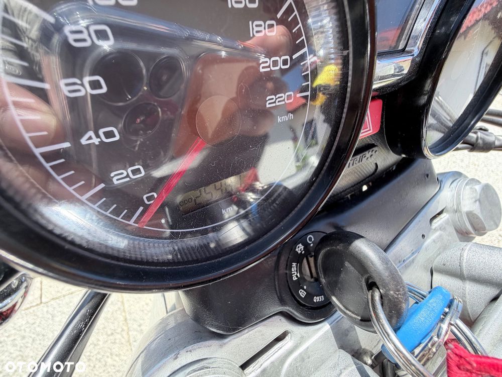 Moto Guzzi Nevada - 8