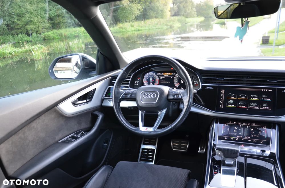 Audi Q8 - 32