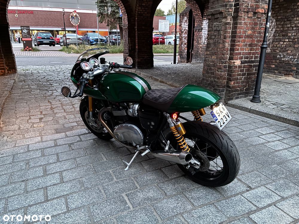 Triumph Thruxton - 24