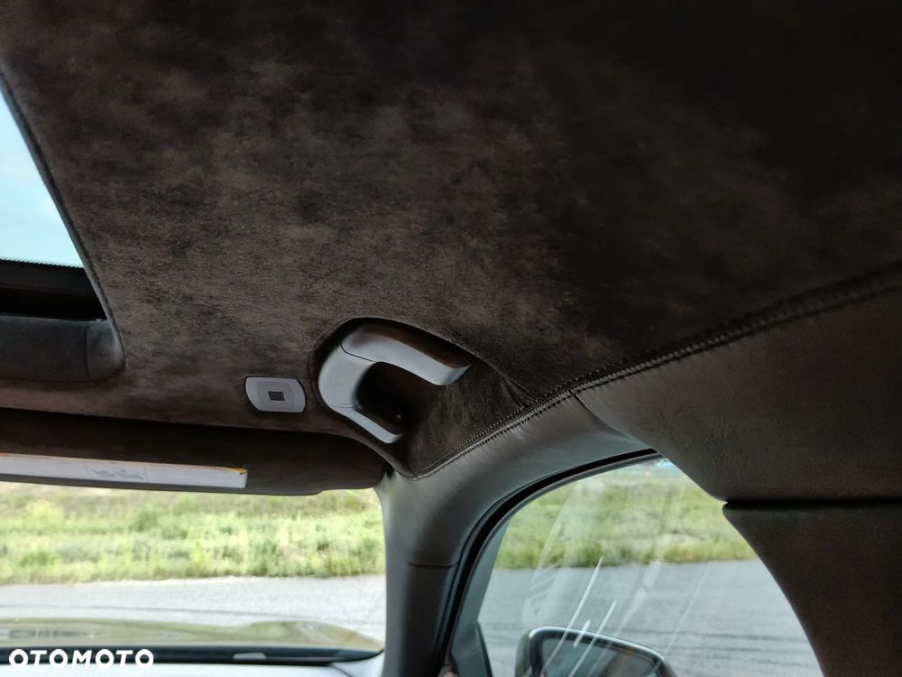 BMW Seria 7 - 33