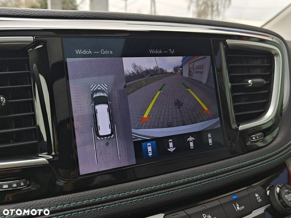 Chrysler Pacifica - 18