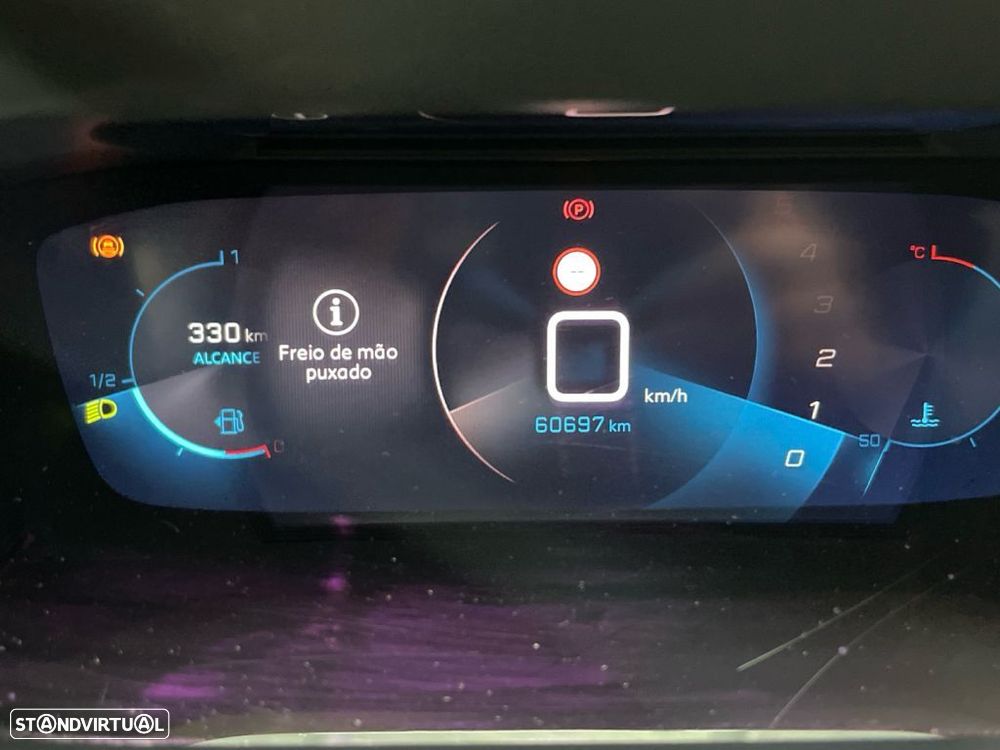 Peugeot 2008 1.5 BlueHDi Allure - 3