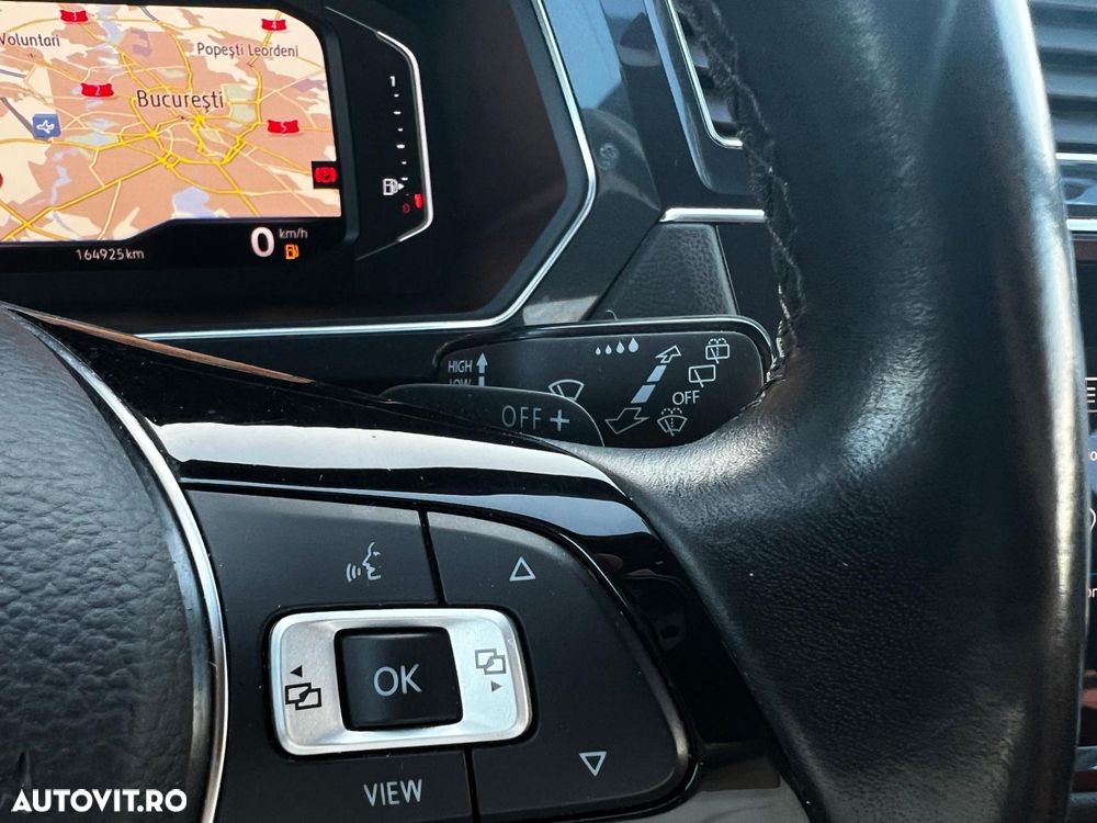 Volkswagen Tiguan - 33