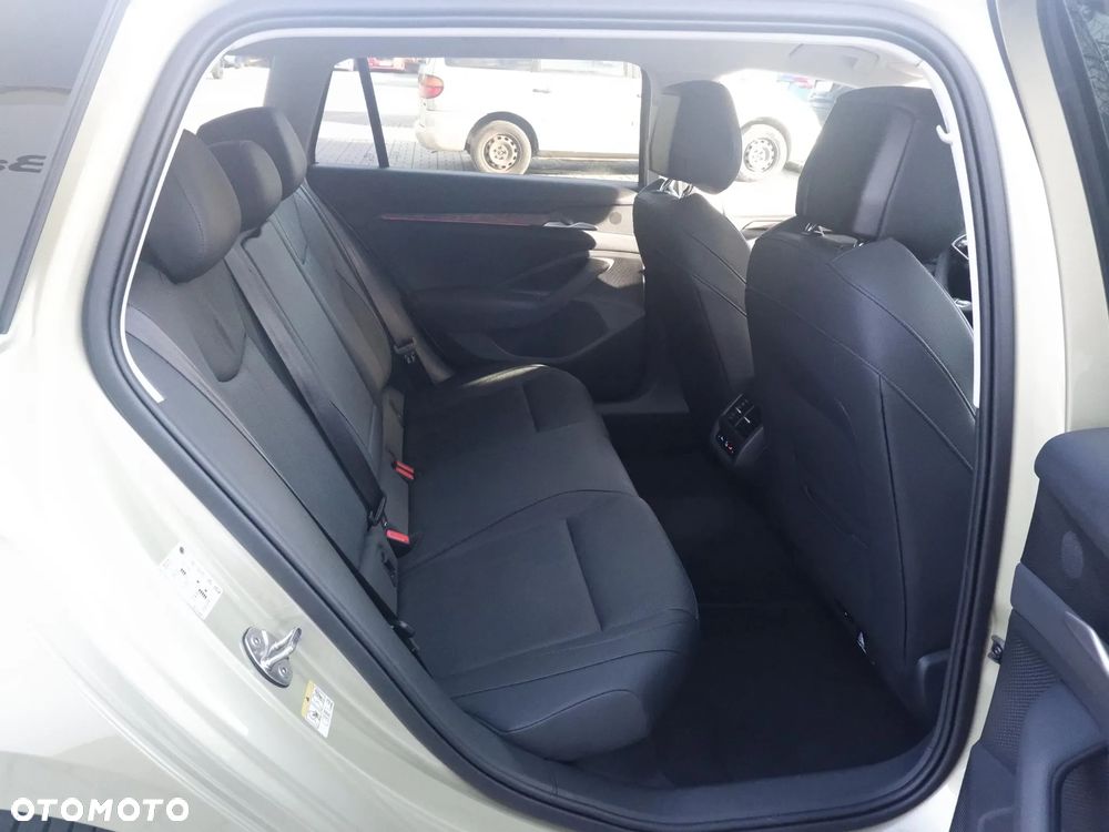 Skoda Superb 1.5 TSI Plug-in Hybrid L&K DSG - 14