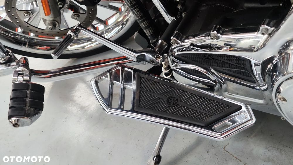 Harley-Davidson FLHXS Special - 22