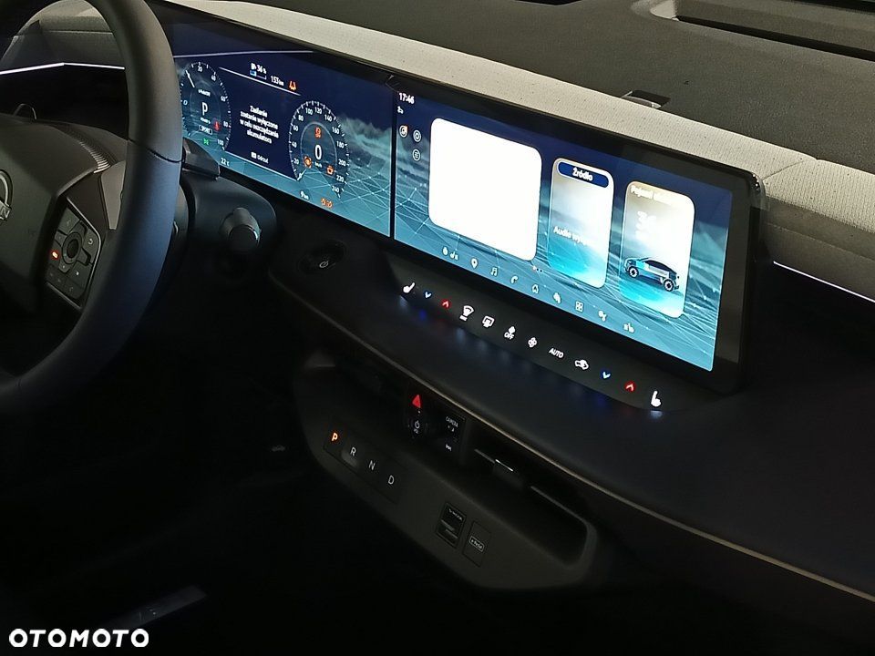 Nissan Leaf - 17