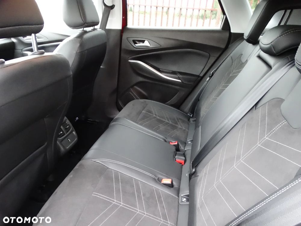 Opel Grandland X - 12