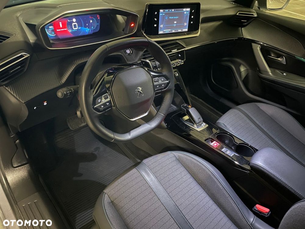 Peugeot 2008 1.5 BlueHDi Allure S&S EAT8 - 14