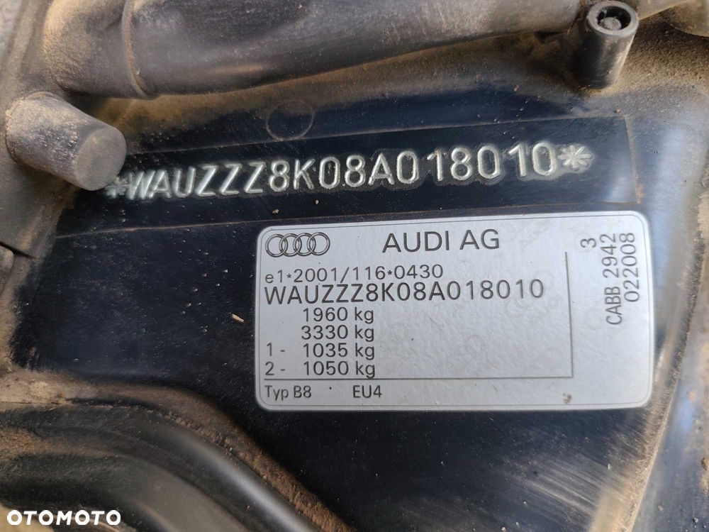 Audi A4 Limousine - 14