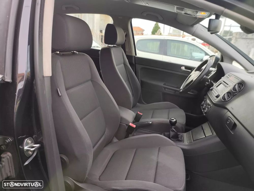 VW Golf Plus 2.0 TDi Confortline - 31