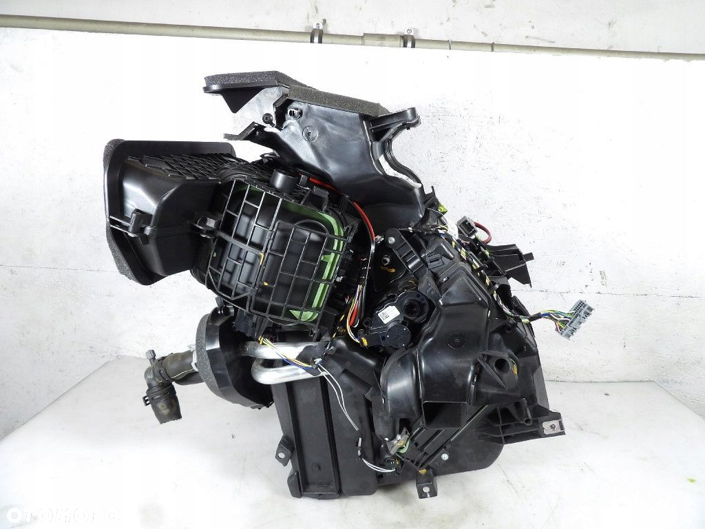 DACIA DUSTER II LIFT 1.3TCE NAGRZEWNICA 272797351R - 2