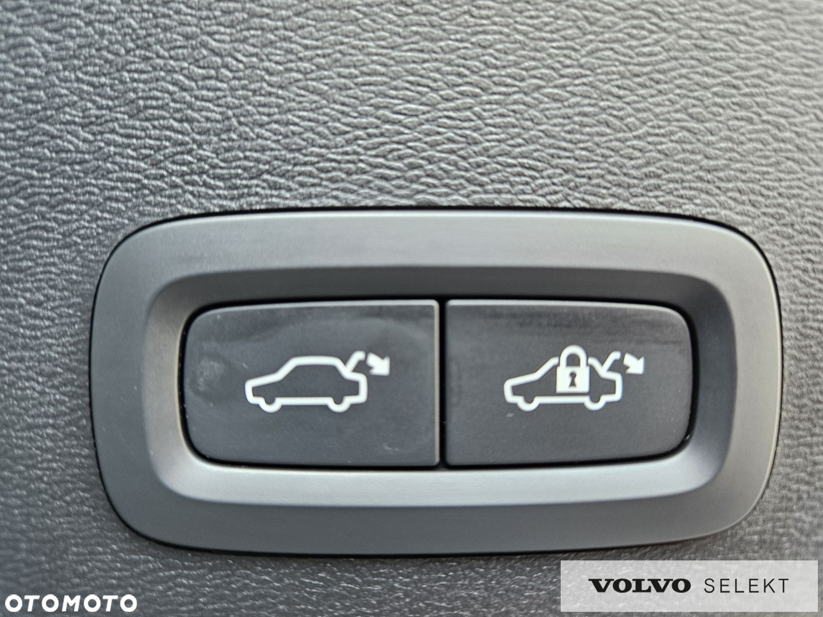 Volvo XC 40 - 30