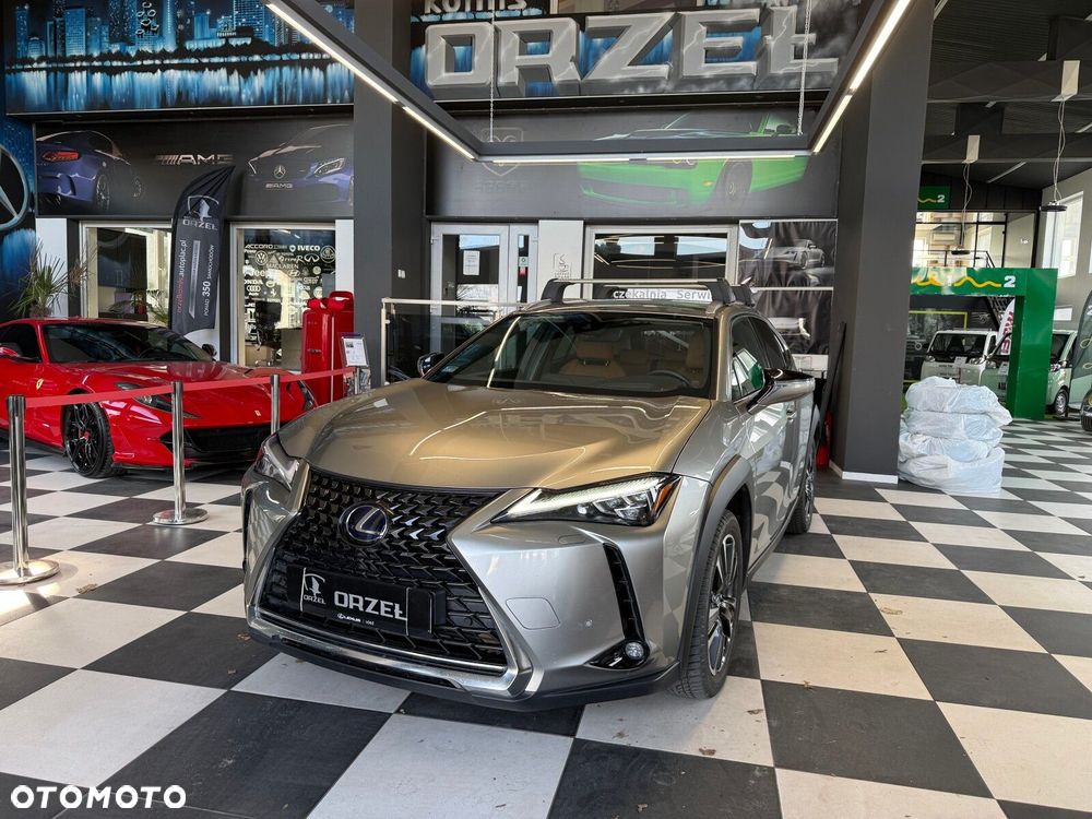 Lexus UX - 1