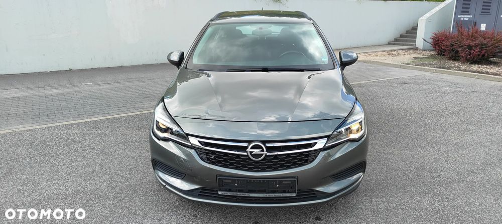 Opel Astra 1.6 D Start/Stop Automatik Innovation - 2