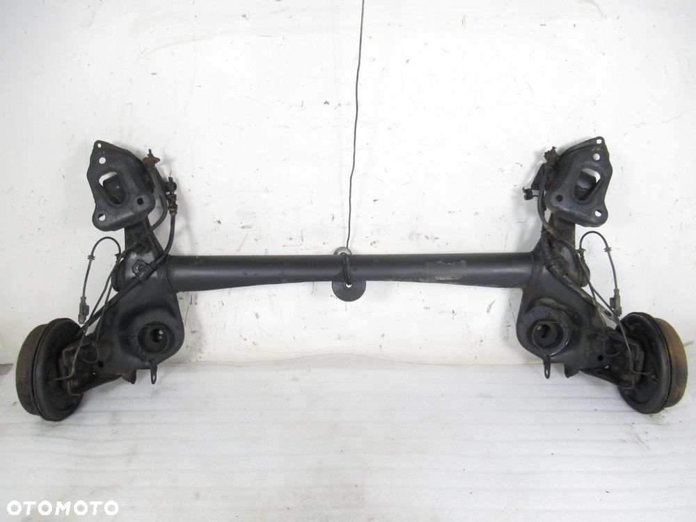 BELKA TYŁ FIAT GRANDE PUNTO HB - 1