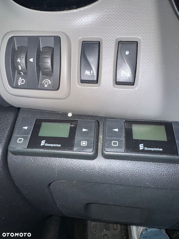 Renault Trafic - 14