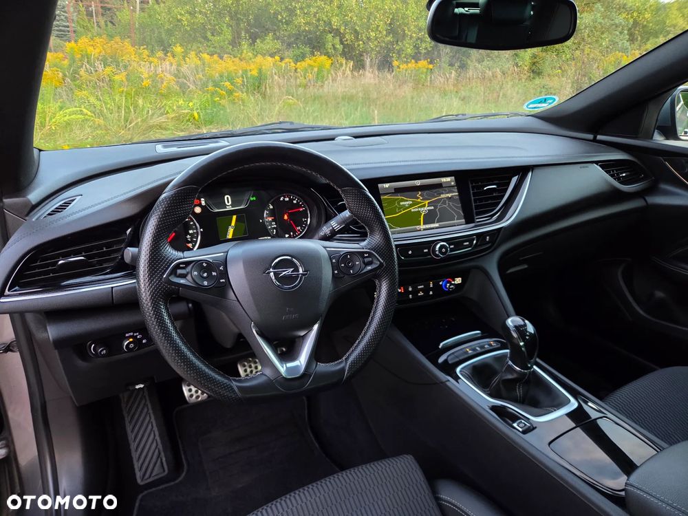 Opel Insignia 2.0 CDTI Innovation S&S - 26