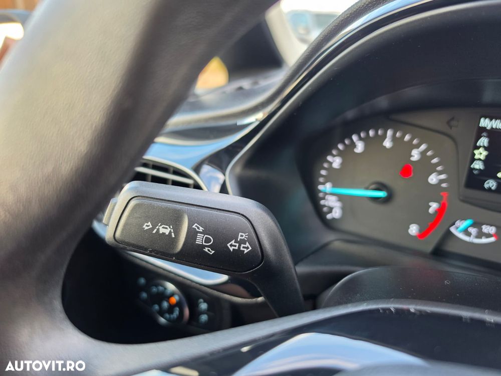 Ford Fiesta 1.0 EcoBoost S&S COOL&CONNECT - 23
